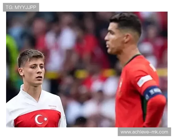 土耳其中场恰尔汗奥卢闪耀赛场，助力球队取得关键胜利